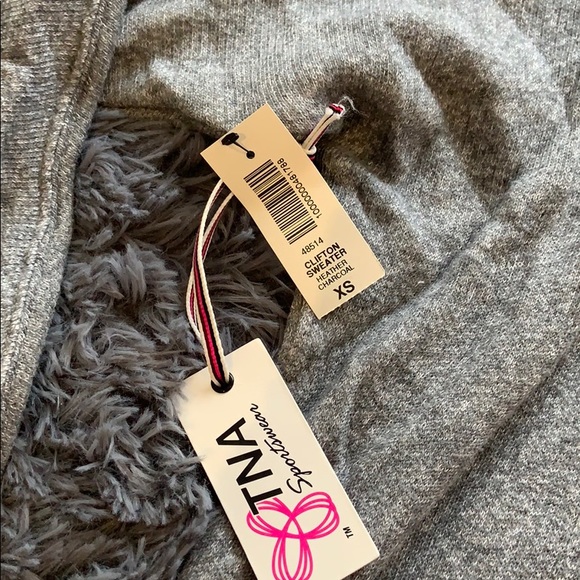 TNA Clifton hoodie - Picture 2 of 2